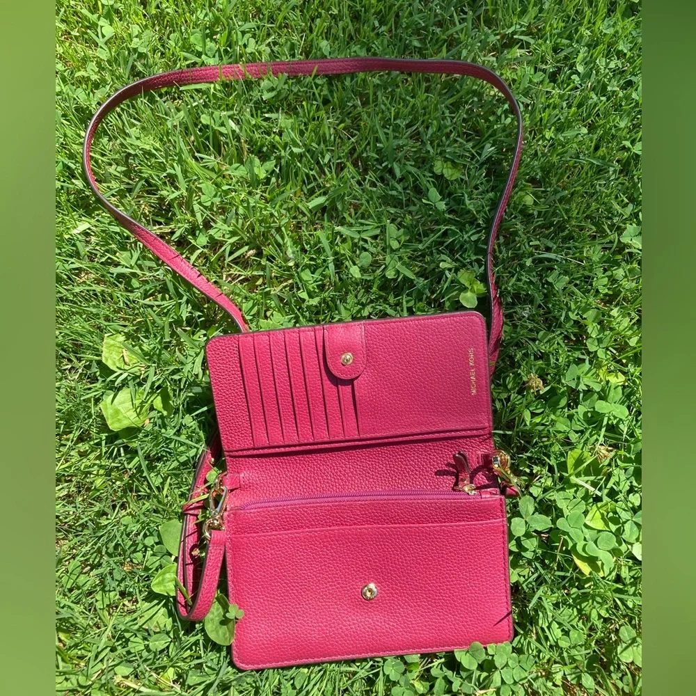NEW Michael Kors Red Pebbled Leather Convertible Crossbody Bag Small Flap Purse